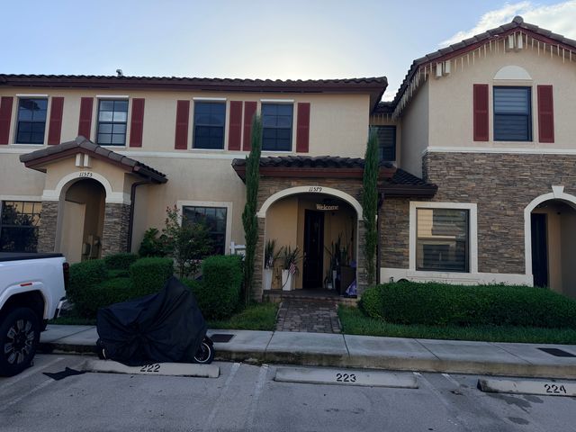 11579 SW 150th Pl, Miami, FL 33196