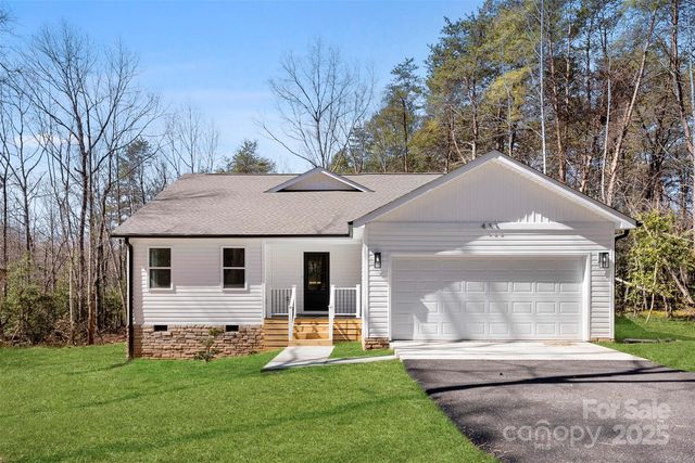433 Cornerstone Dr, Taylorsville, NC 28681