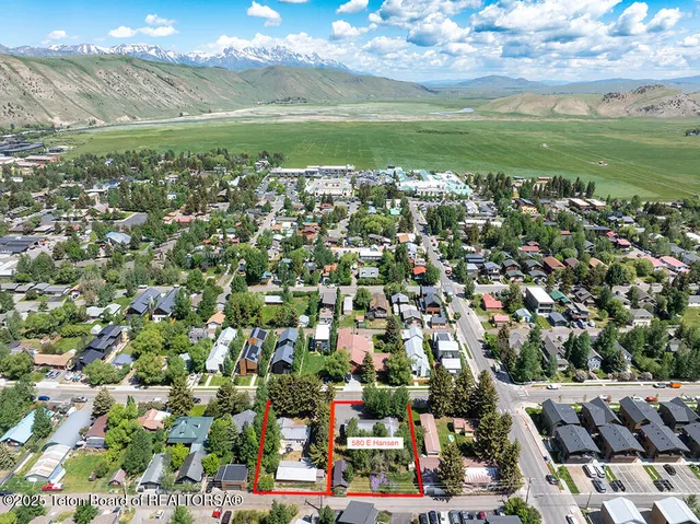580 E  Hansen Ave, Jackson, WY 83001