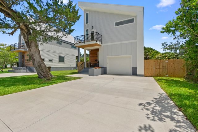 102 Menendez Rd, Saint Augustine, FL 32080