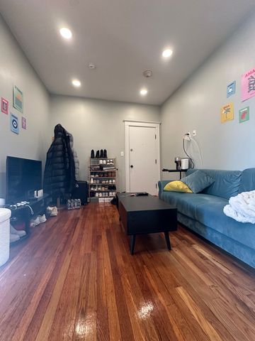 75 Park Dr #19, Boston, MA 02215