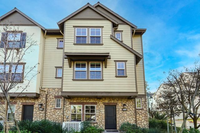 1052 Aster Ave, Sunnyvale, CA 94086