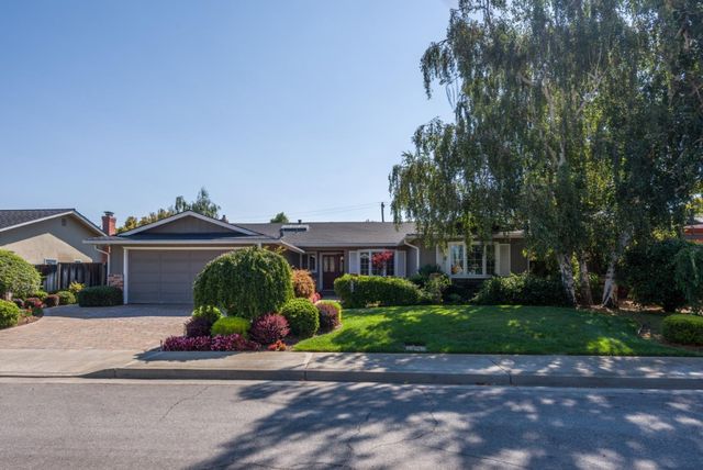 3431 Shady Spring Ln, Mountain View, CA 94040