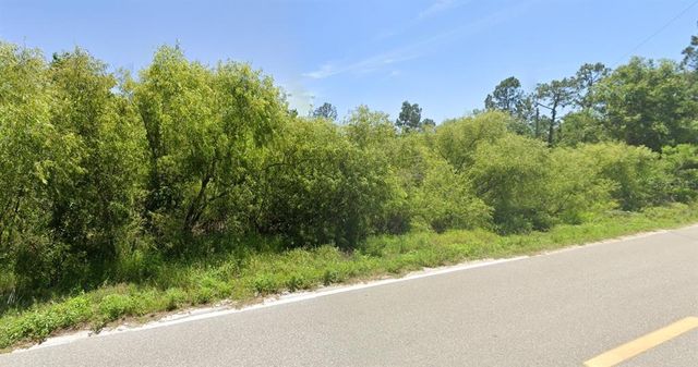 McClellan Rd #20, Frostproof, FL 33843