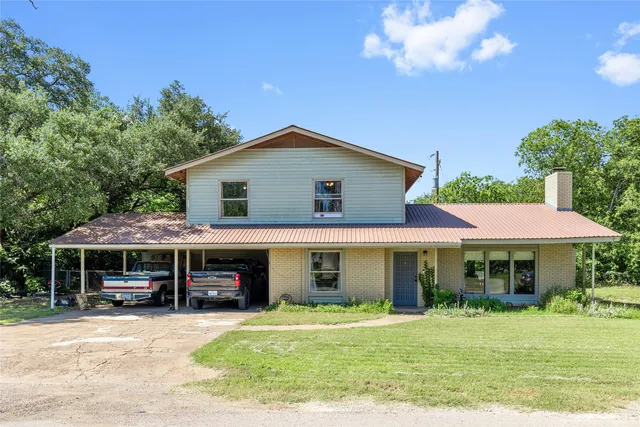1309 W  Sunset St, San Saba, TX 76877