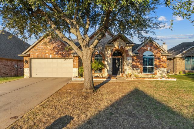 4939 Screech Owl Ln, Grand Prairie, TX 75052