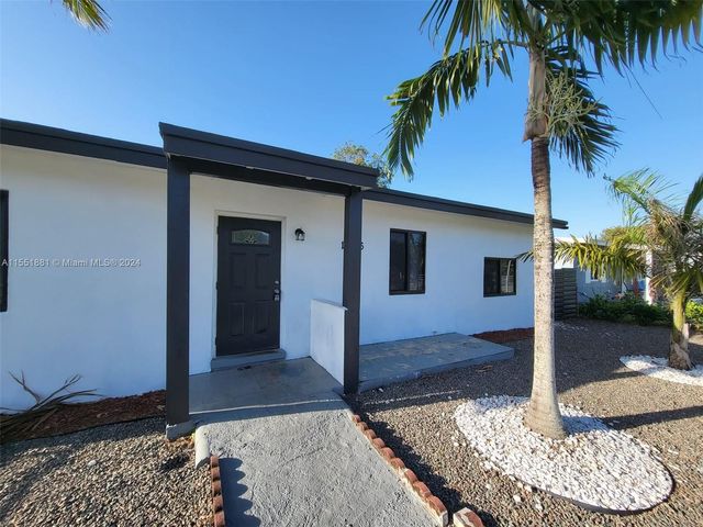 1106 NW 11th Ct, Fort Lauderdale, FL 33311