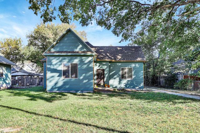 408 E  8th St, Newton, KS 67114