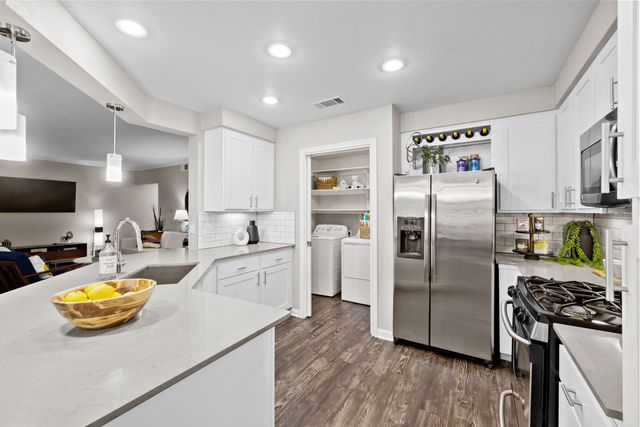 4700 N  Capital Of Texas Hwy #313, Austin, TX 78746