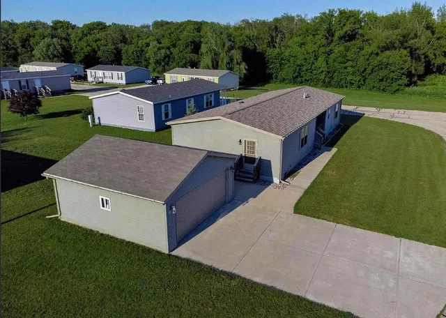 897 E Lake Street #104, Lake Mills, WI 53551