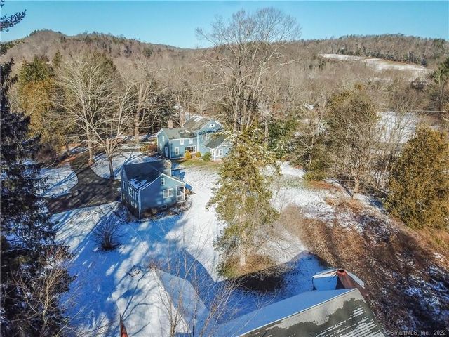 277 Hollow Swamp Rd, Southbury, CT 06488