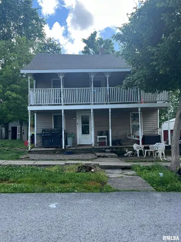 212 S  Main St, Eddyville, IL 62928