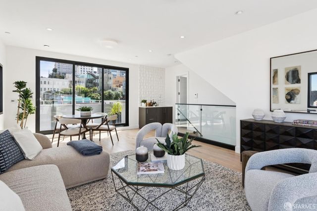 51 Bernard St, San Francisco, CA 94133