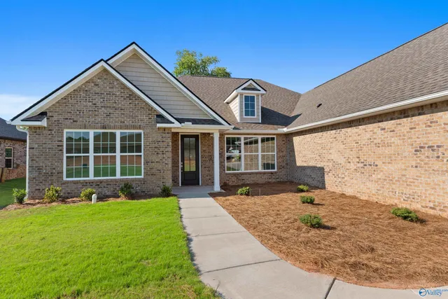29142 Canoe Cir, Harvest, AL 35749