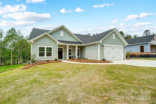 1006 Westminster Dr, Statesville, NC 28677