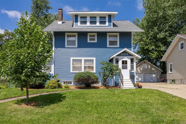 1105 Maplewood Dr NE, Cedar Rapids, IA 52402