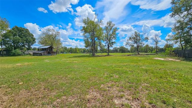 1244 County Road 332, Cleveland, TX 77327