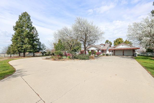 9470 W  Sunset Dr, Atwater, CA 95301