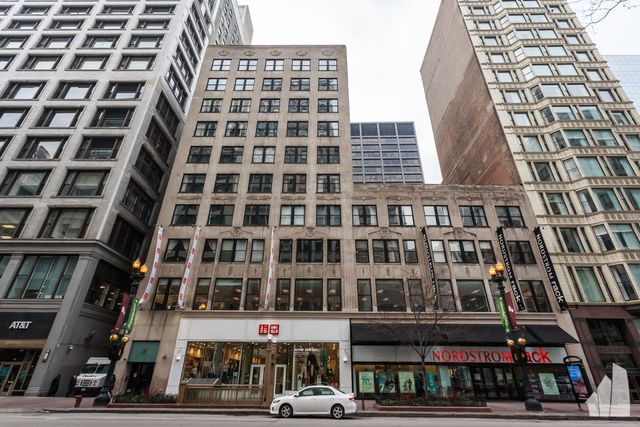 20 N  State St #712, Chicago, IL 60602