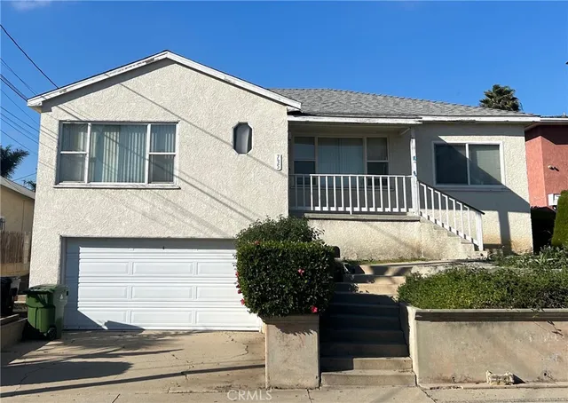 735 W  126th St, Los Angeles, CA 90044