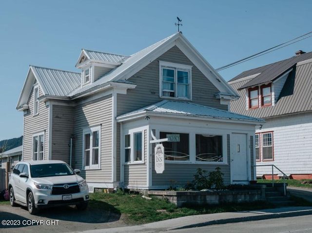 117 N  2nd Ave, Haines, AK 99827