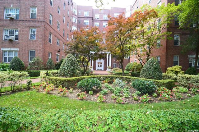 77-14 113th Street UNIT 60, Forest Hills, NY 11375
