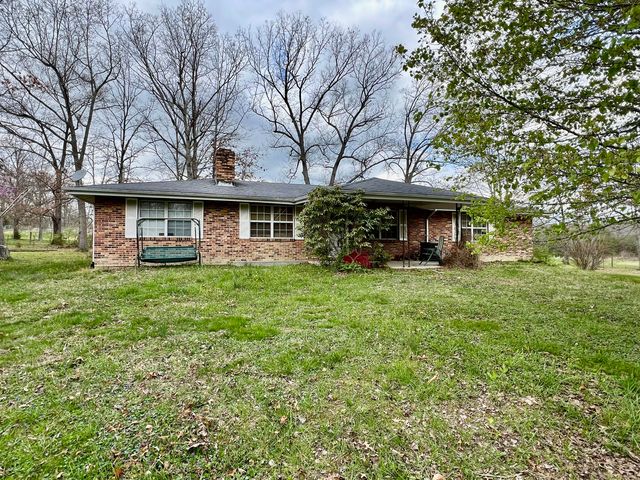 705 Deepwell Woods Rd, Crab Orchard, KY 40419