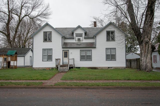 540 2nd Ave SW, Cambridge, MN 55008
