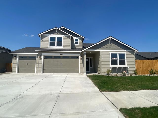 1707 NW Varnish Ave #94, Redmond, OR 97756