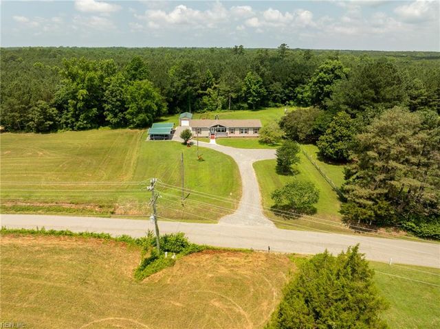 2501 Clancie Rd, Shacklefords, VA 23156