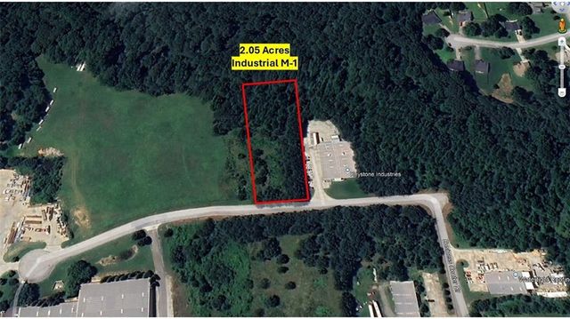 130 Manufacturers Ct #7, Winder, GA 30680