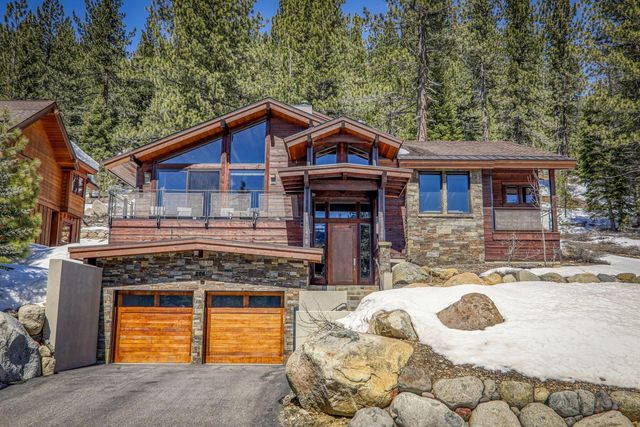 206 Shoshone Way, Olympic Valley, CA 96146