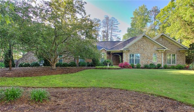 3300 Donegal Way, Snellville, GA 30039