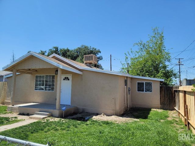 3307 Panama St, Bakersfield, CA 93301