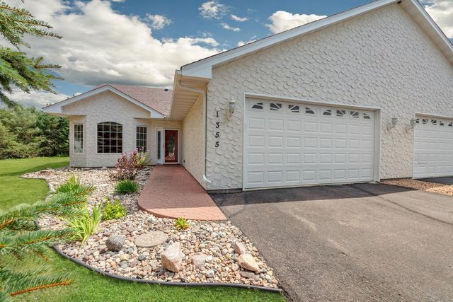 1355 Quasar Ct S, Lakeland, MN 55043