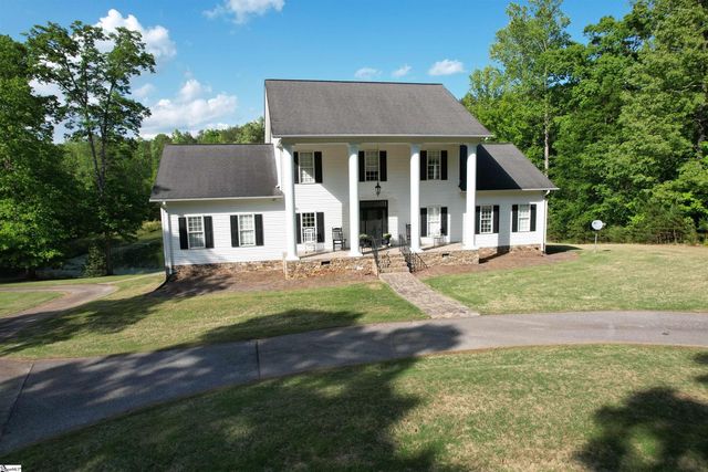 10449 Old White Horse Rd, Travelers Rest, SC 29690