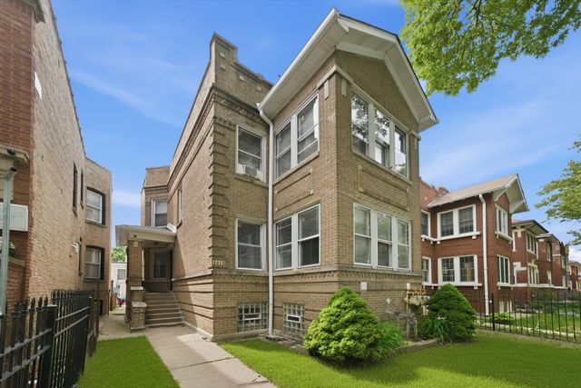 4918 N  Monticello Ave, Chicago, IL 60625