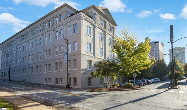 100 W  Court St #3F, Greenville, SC 29601