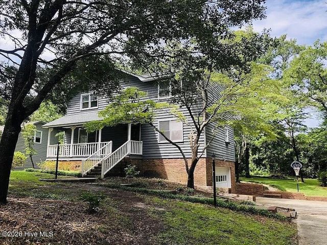 5225 Hedgerow Lane, Wilmington, NC 28409