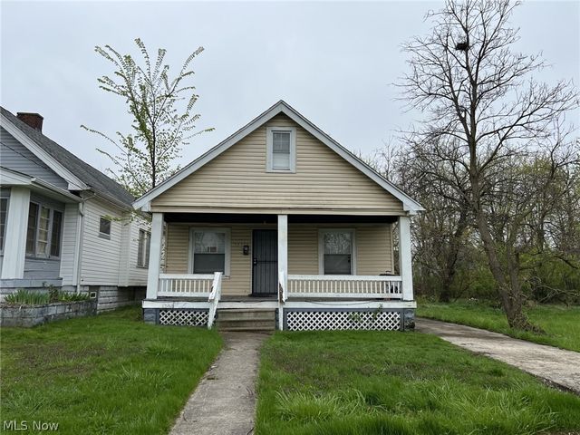 12116 Revere Ave, Cleveland, OH 44105