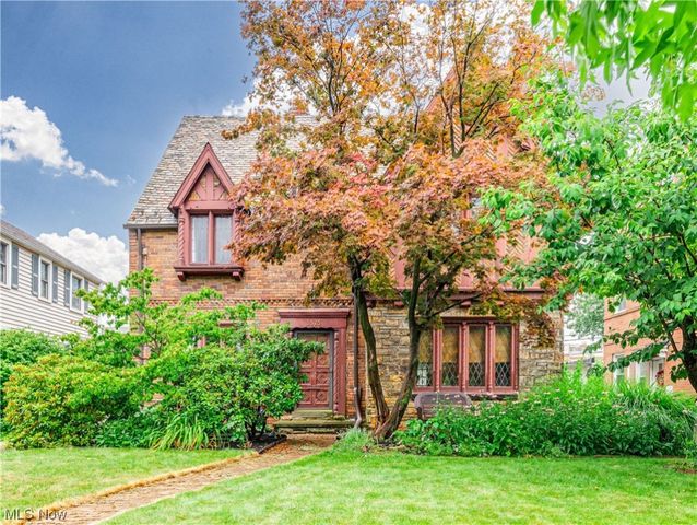3575 Lytle Rd, Shaker Heights, OH 44122