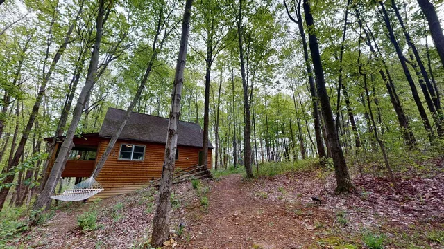 23865 Pole Ridge Rd, Laurelville, OH 43135