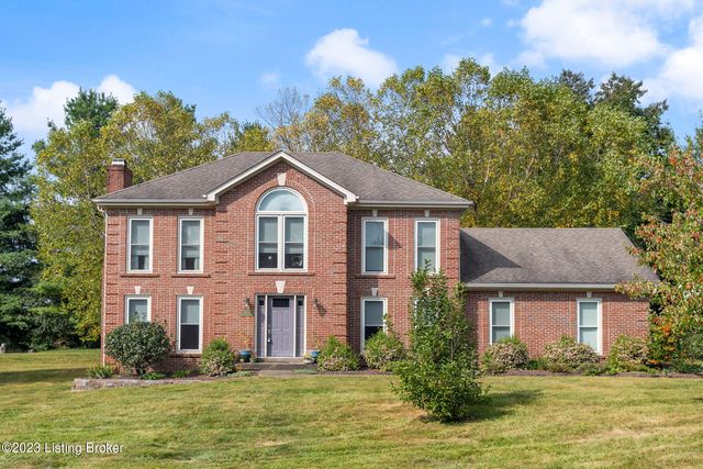 4900 Centerfield Ct, Crestwood, KY 40014
