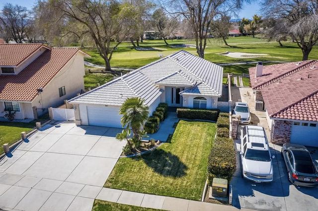 13277 Country Club Dr, Victorville, CA 92395