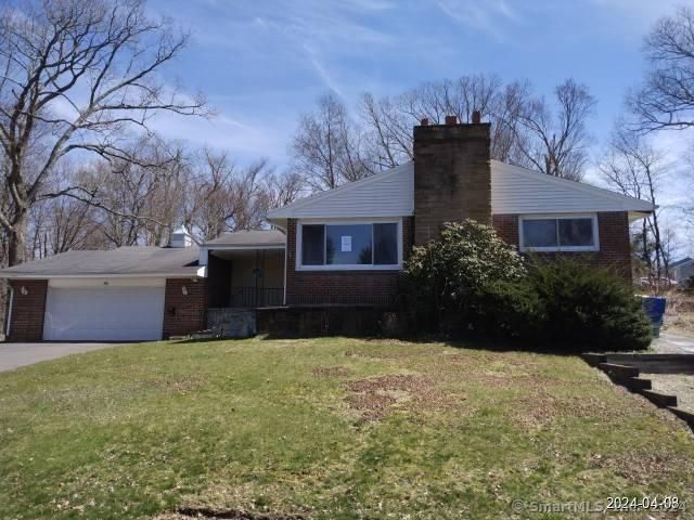 46 Charlotte St, Waterbury, CT 06704