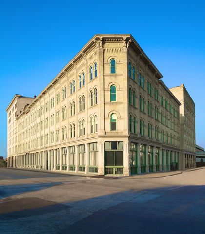 313 N  Plankinton Ave #721, Milwaukee, WI 53203