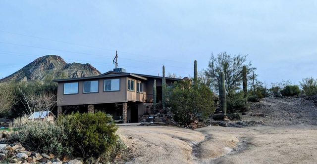 3442 W  Meander Rd, New River, AZ 85087