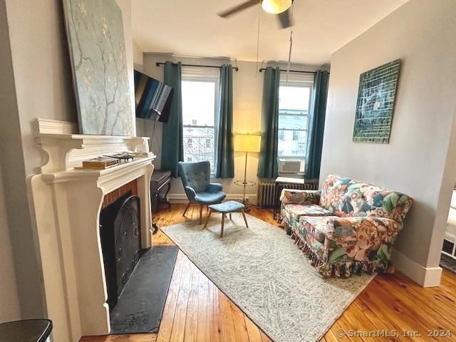 74 Pearl St #2, New Haven, CT 06511