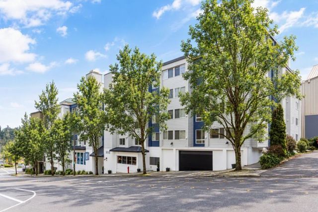 11115 NE 2nd St, Bellevue, WA 98004