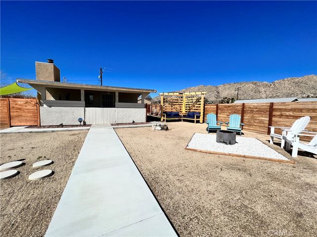 7048 Cholla Ave, Yucca Valley, CA 92284